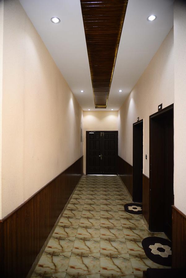 Hotel 12J Lahore Eksteriør billede